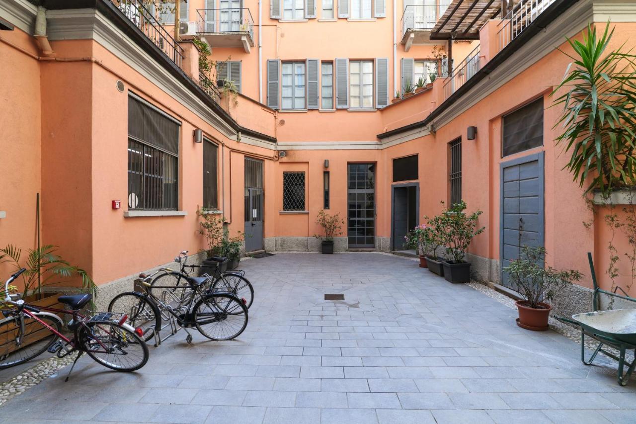 Elegant Terrace Suite Milan Bagian luar foto